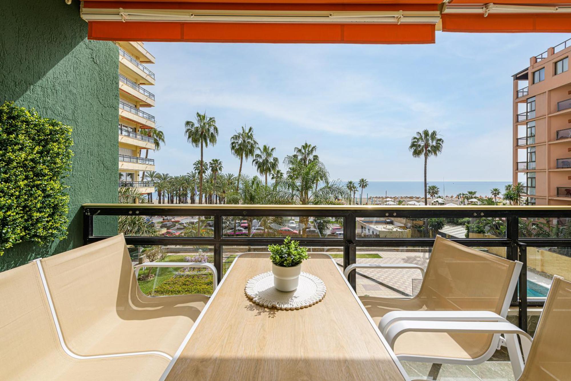 Amazing Carihuela View & Parking Apartment Torremolinos Exterior foto